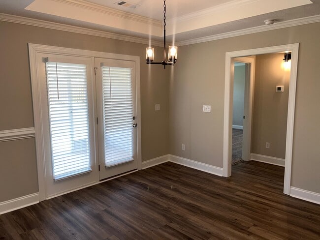 Building Photo - 7161 Paisley Cir