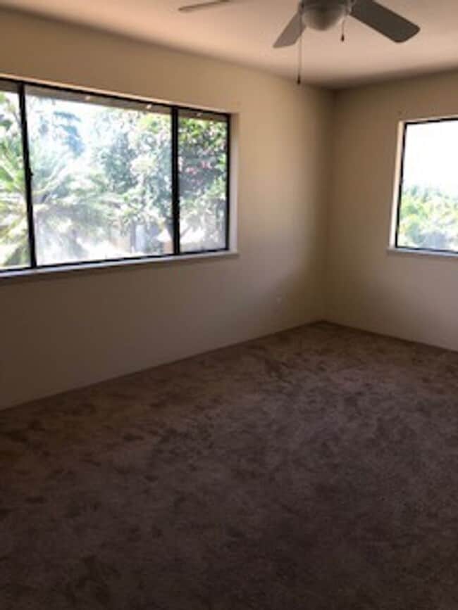 Building Photo - MUST SEE!!  Kapolei Kai 4/3