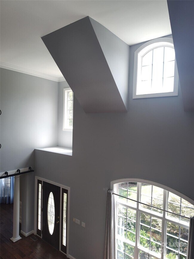 Building Photo - 9009 Hammersley Dr