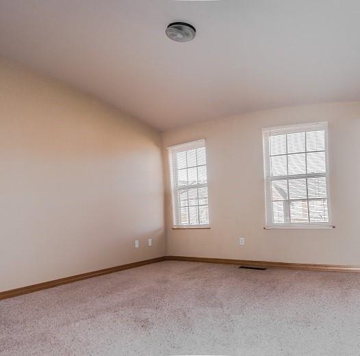 Building Photo - 2858 W Lakewood Dr