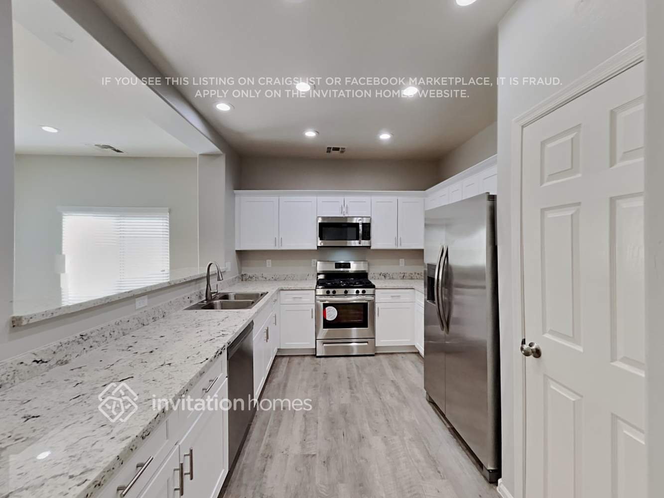 Building Photo - 44250 Caven Dr