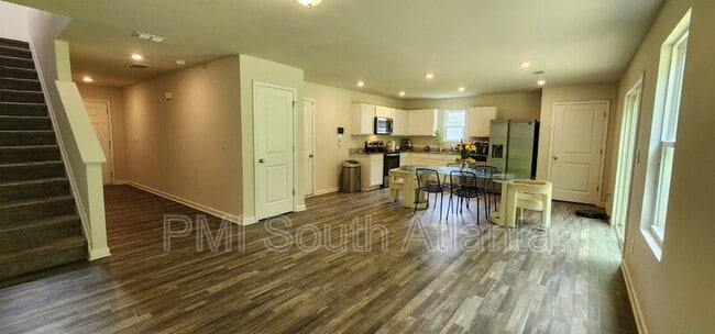 Building Photo - 116 Dogwood Ln
