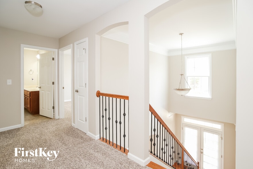 Building Photo - 522 S Fortune Way