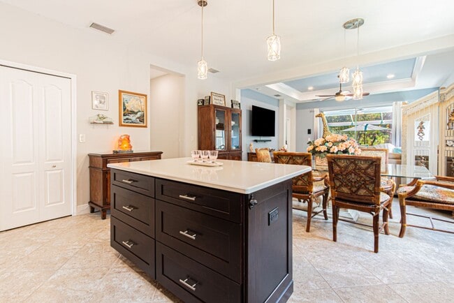 Building Photo - Seasonal or Annual Luxury Home With Pool in Reflection Lakes - AVAIL APRIL-FORWARD