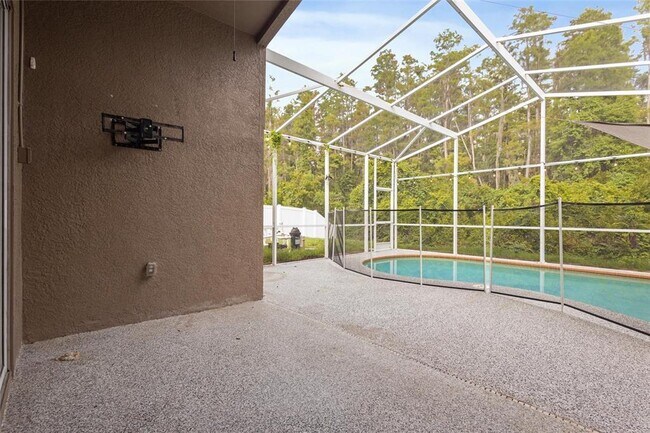 Building Photo - 10462 Lucaya Dr