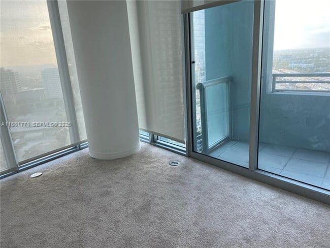 Building Photo - 888 Biscayne Blvd