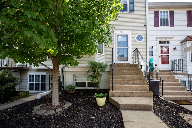 Building Photo - 13711 Flowing Brook Ct