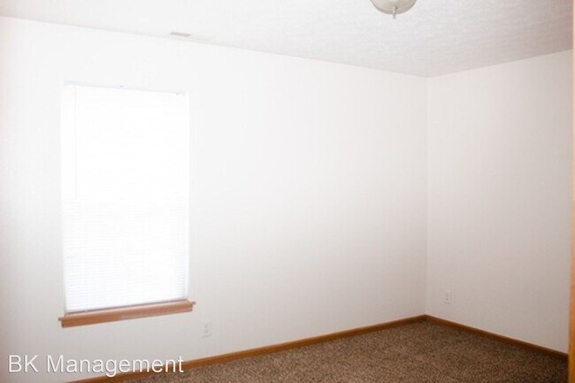 Building Photo - 1105 Anthrop Dr