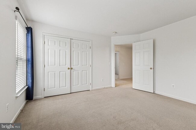 Building Photo - 16056 Sheringham Way