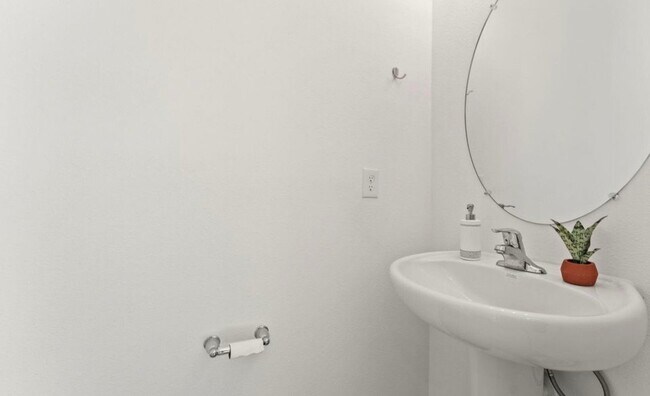 Building Photo - 8330 Asteroid St