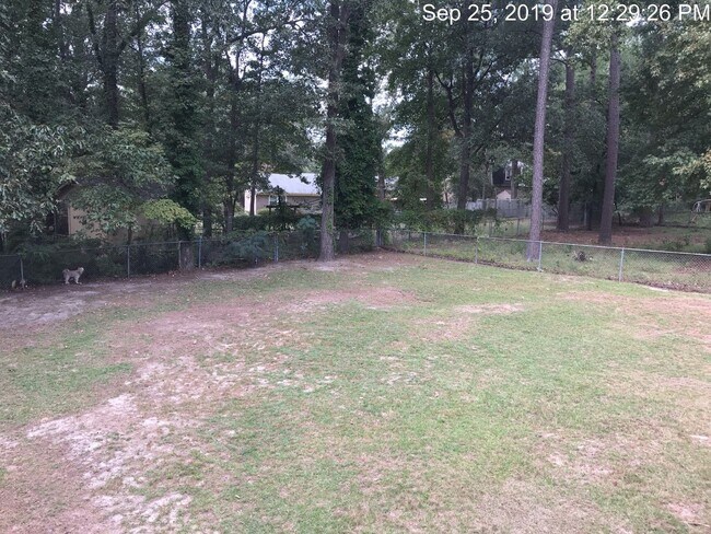 Building Photo - 7035 Darnell St