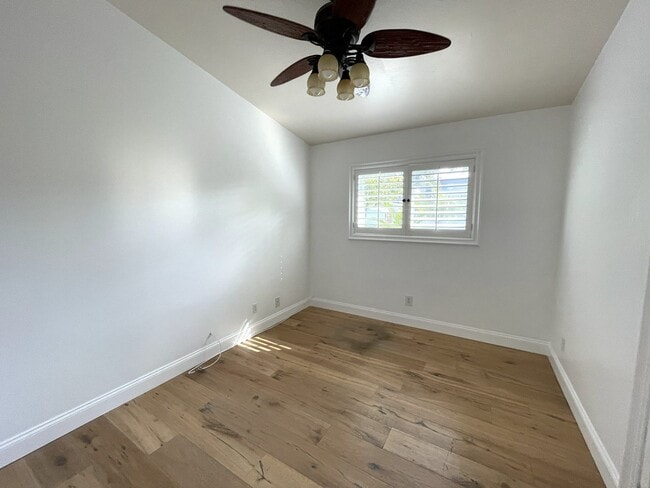 Building Photo - 4 bedroom updated West Torrance home