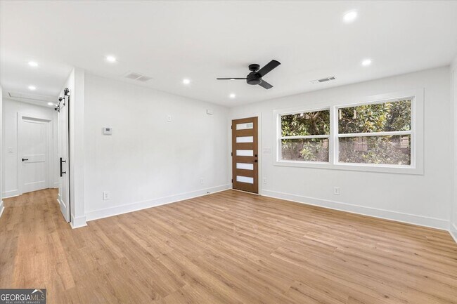 Building Photo - 2353 Clarissa Dr NW