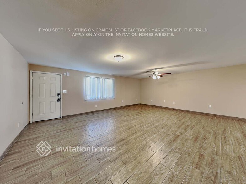 Building Photo - 14815 N 38th St