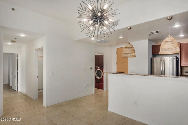 Building Photo - 2302 N Central Ave