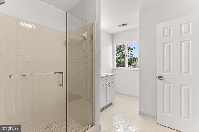 Building Photo - 6294 Dunaway Ct