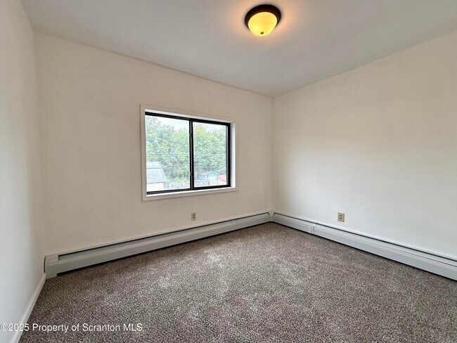 Building Photo - 42 Cleveland St