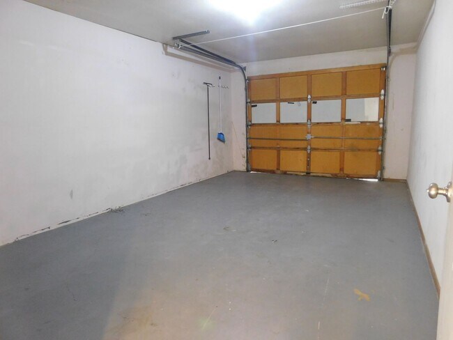 Building Photo - 3309 Delicious Dr