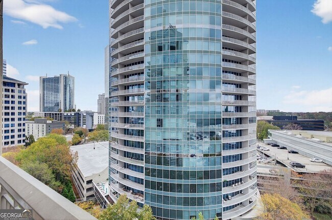 Building Photo - 3334 Peachtree Rd NE