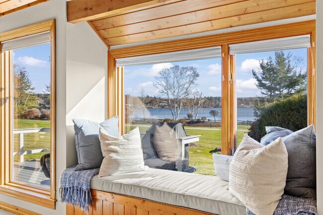 Building Photo - 281 Davidson Dr