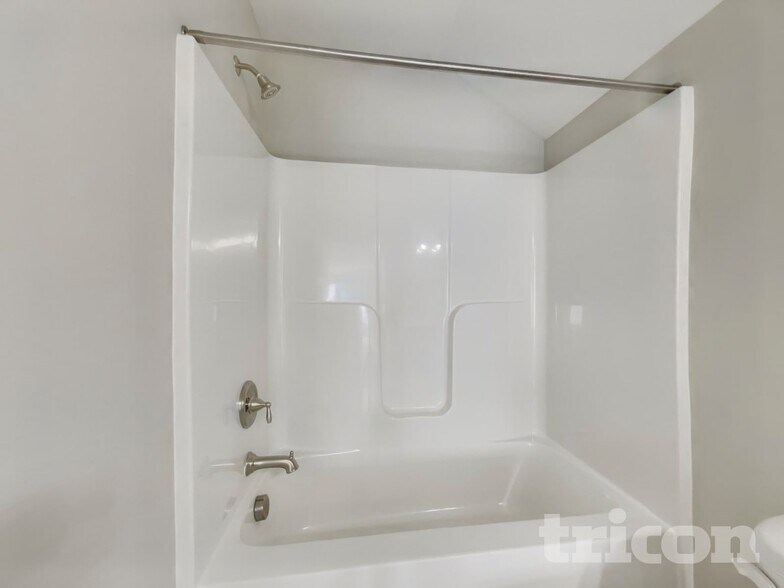 Building Photo - 65 Fish Whistle Ct