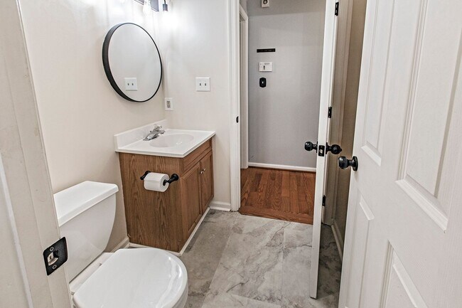 Building Photo - North Wilmington, Gwinhurst, 3 bedrooms, 2...