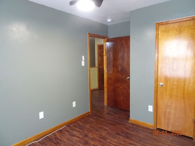 Building Photo - 3 Bedroom Duplex in Hampton for rent