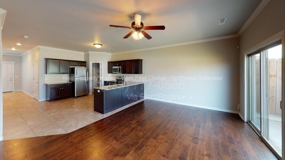 Building Photo - 2702 W Kilimanjaro Way