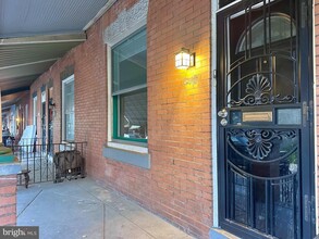 Building Photo - 934 N Fallon St