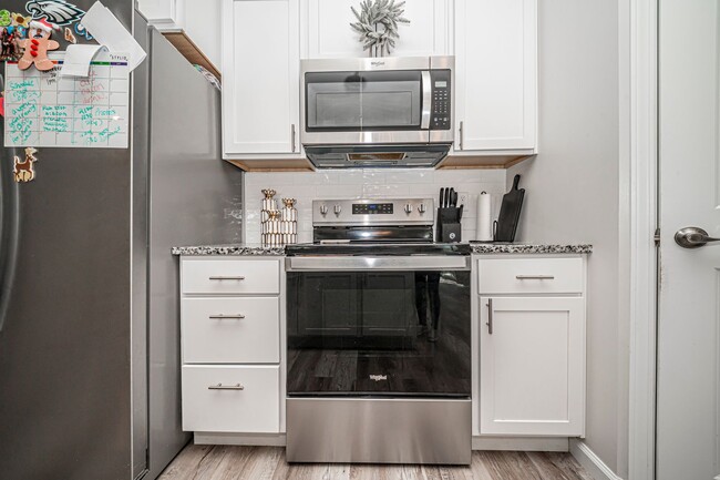 Building Photo - Please View 3D Virtual Walk-Through Before Scheduling a Showing