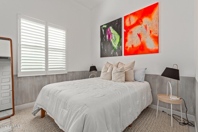 Building Photo - 8302 E Heatherbrae Ave