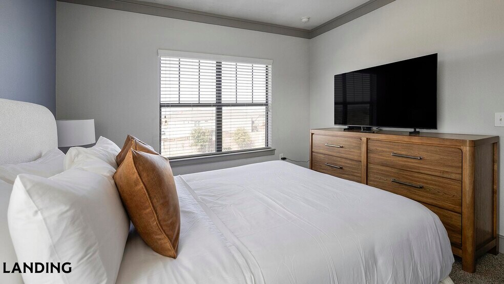 Building Photo - 4689 Mustang Pkwy