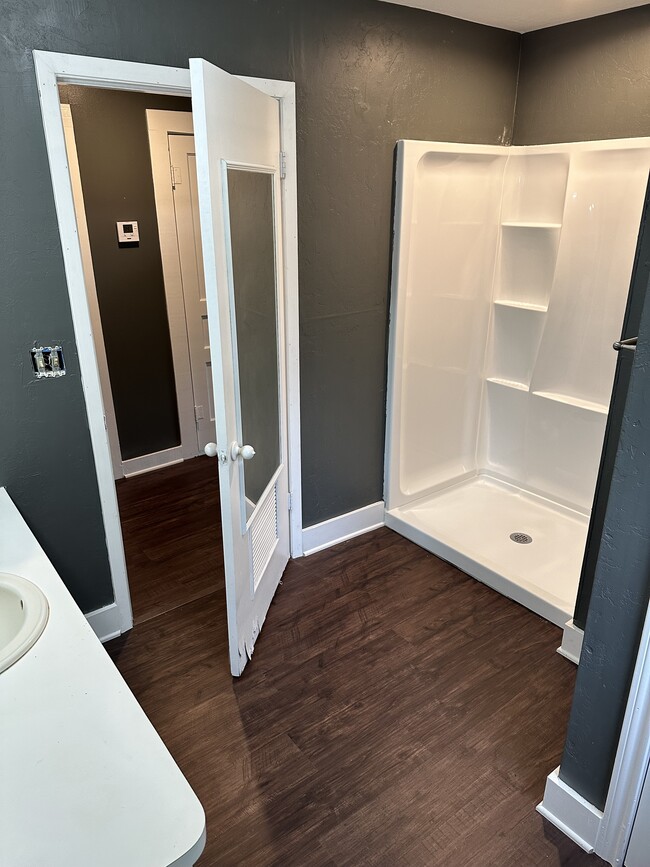 Building Photo - 1846 FM555