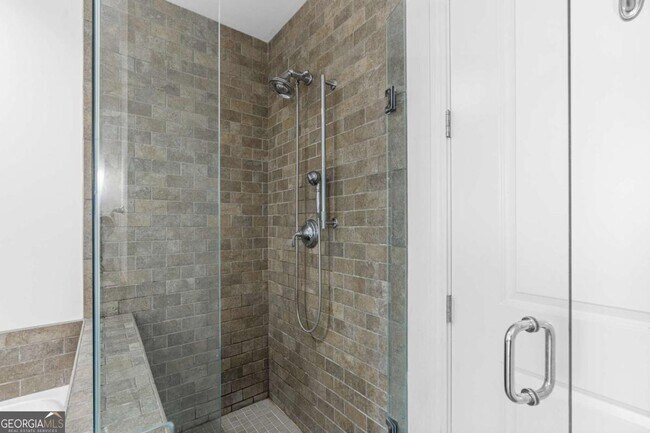 Building Photo - 270 17th St NW