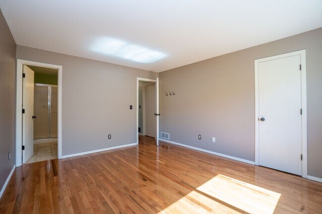 Building Photo - 18324 W 58th Pl