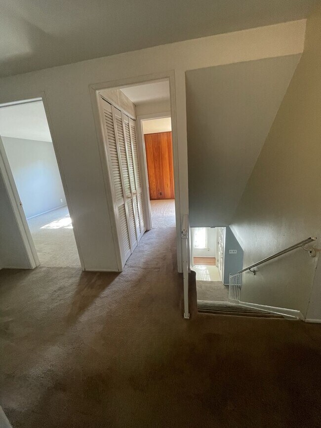 Building Photo - Spacious Four Bedroom Home Available Summer of 2026!