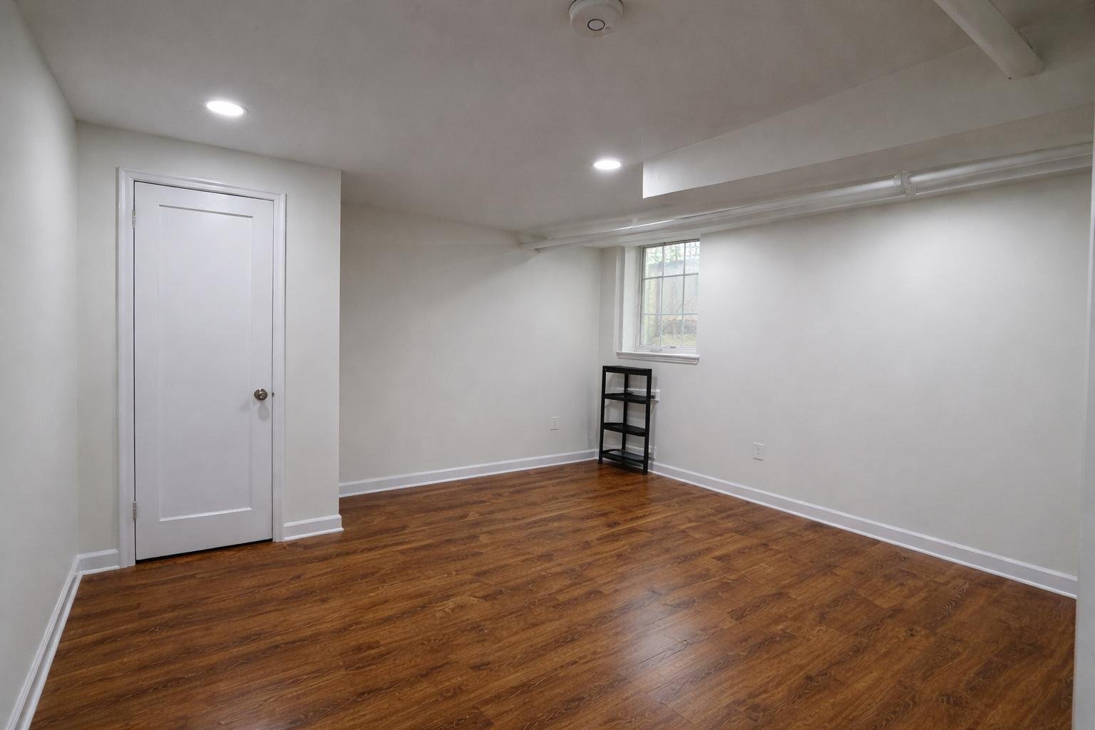 Building Photo - 220 N Arlington Ave