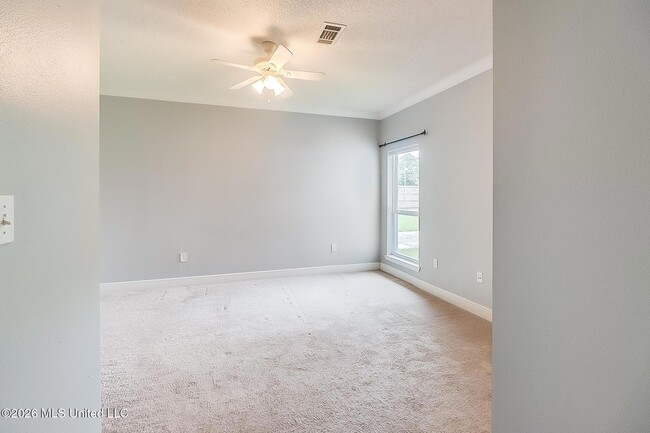Building Photo - 410 Old Spanish Trail