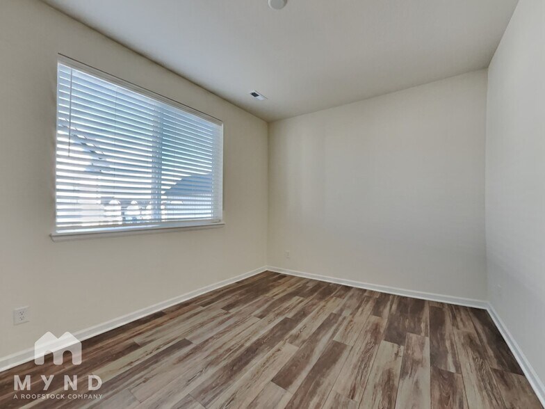 Building Photo - 5094 Ward Rd