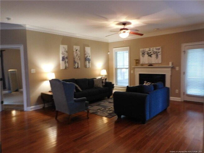 Building Photo - 100 Heather Brook Cir