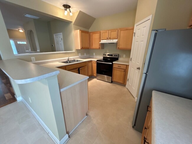 Building Photo - 3 Bed | 2.5 Bath Townhouse in North Raleigh