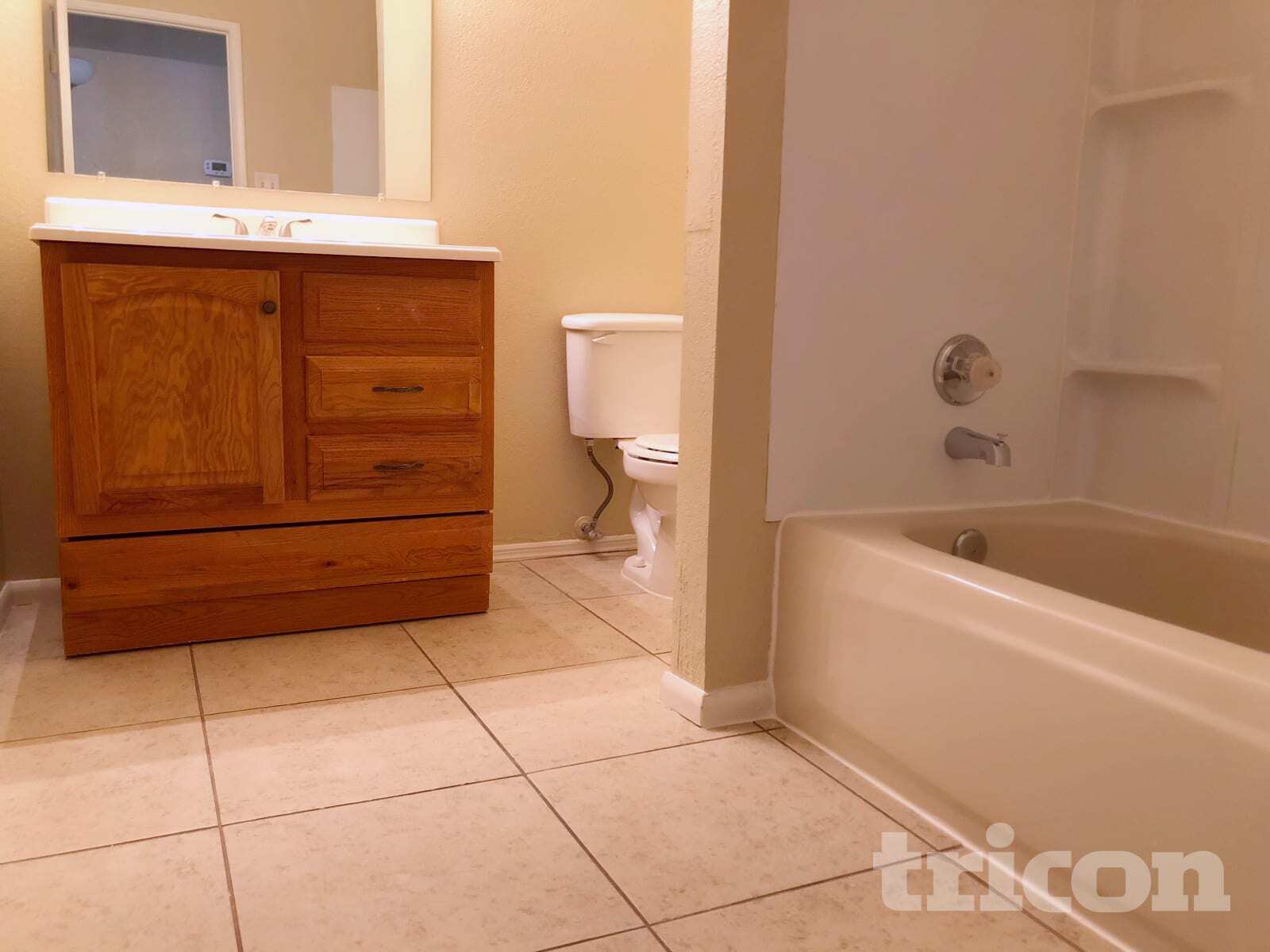 Building Photo - 4263 Powell Ave