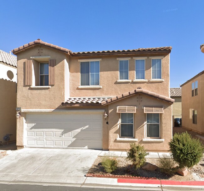 Primary Photo - Expansive 3 Bedroom Treat with 2+ Bonus Ro...