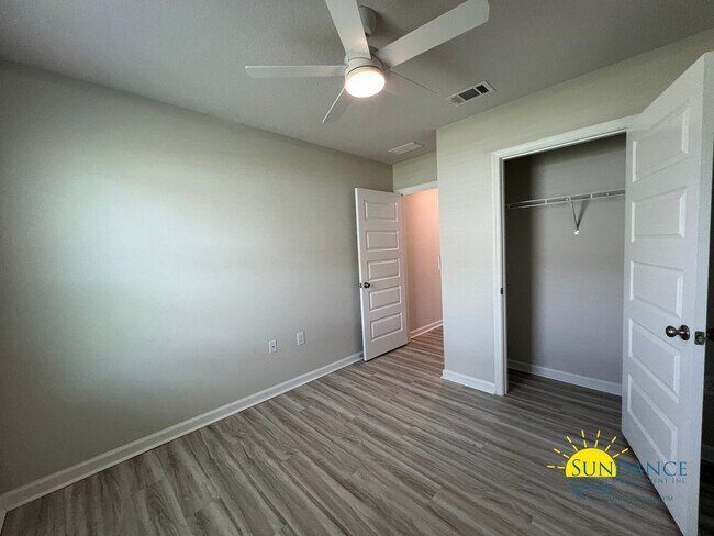 Building Photo - 2665 Saltgrass Wy