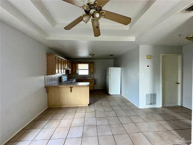 Building Photo - 3802 Clavel St