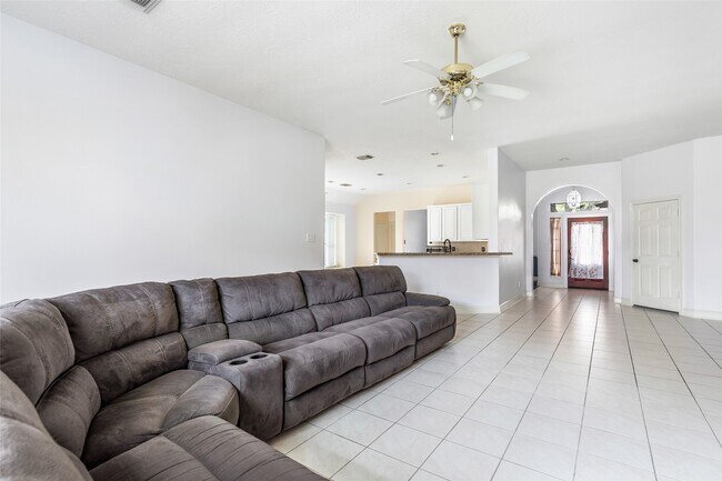 Building Photo - 18418 Hot Creek Ct