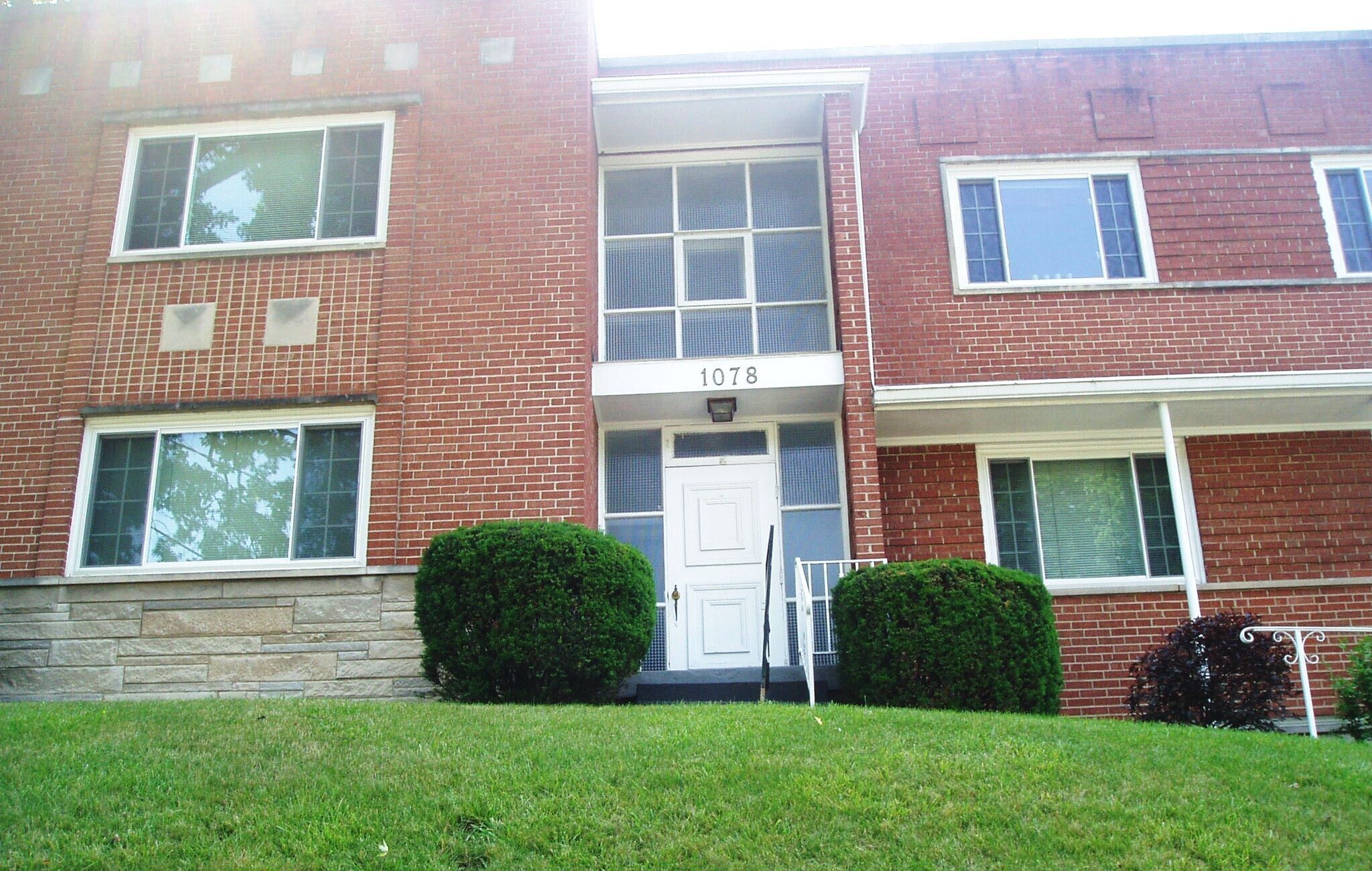 Building Photo - 1078 Delta Ave