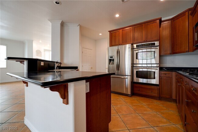 Building Photo - 2412 Energized Ct