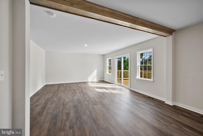 Building Photo - 106 Mate Ct