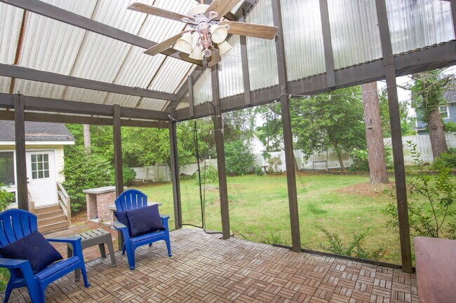 Building Photo - 70 Midlothian Dr